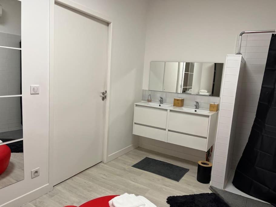 Destination Confidentielle Apartment Клермон-Феран Екстериор снимка
